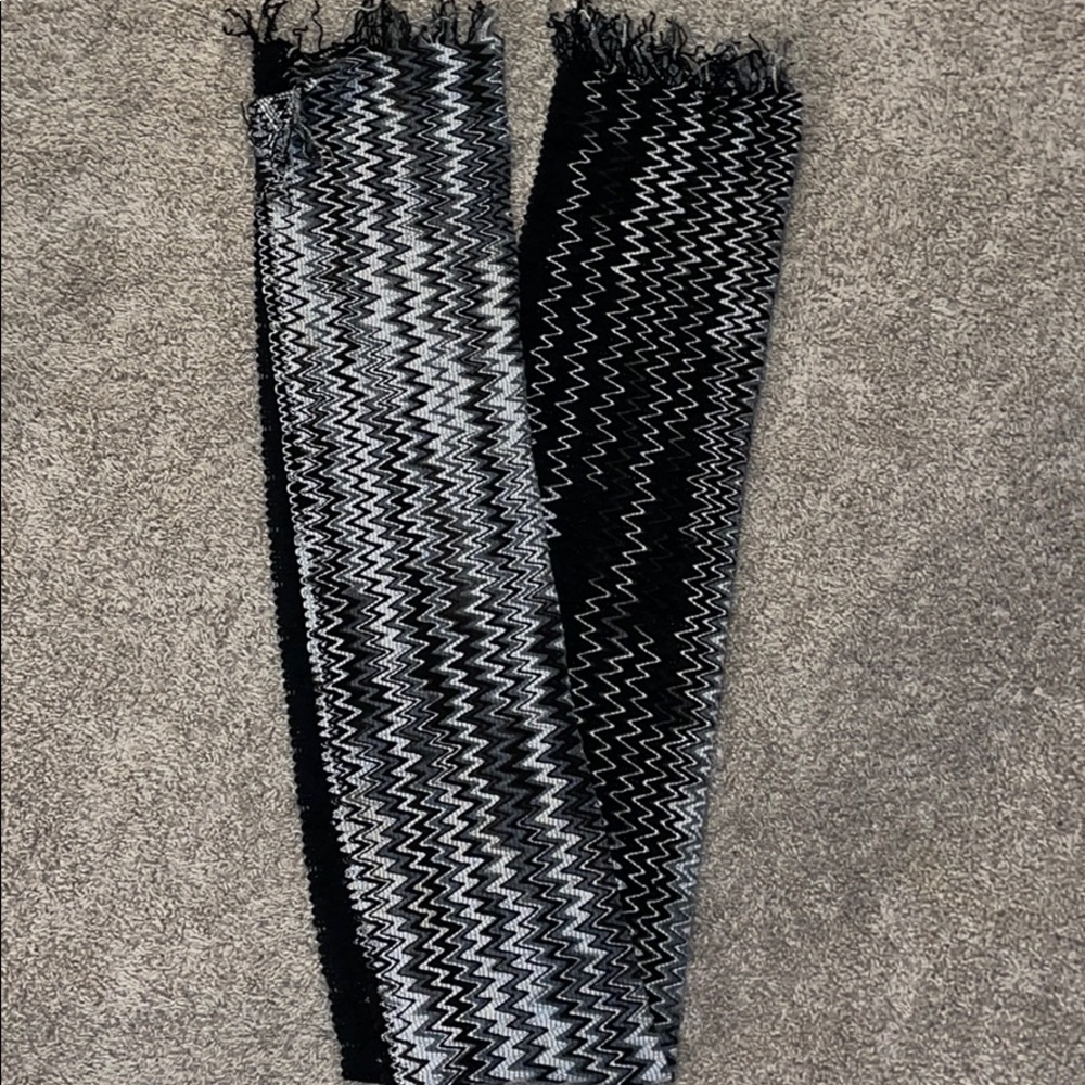 Missoni Scarf - Picture 2 of 7